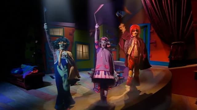 T01:C26 - S01:E26 - Glad Sad Bumpy Grumpy