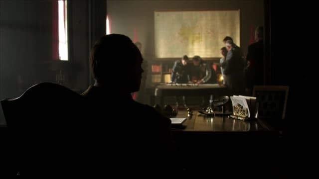 S04:E22 - The Hunt for Hitler