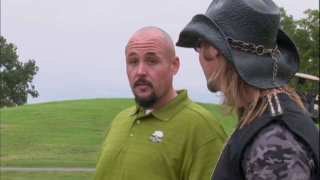 S02:E19 - Sprayed by a Skunk!