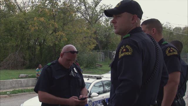 S12:E05 - Under One Roof/Off Target