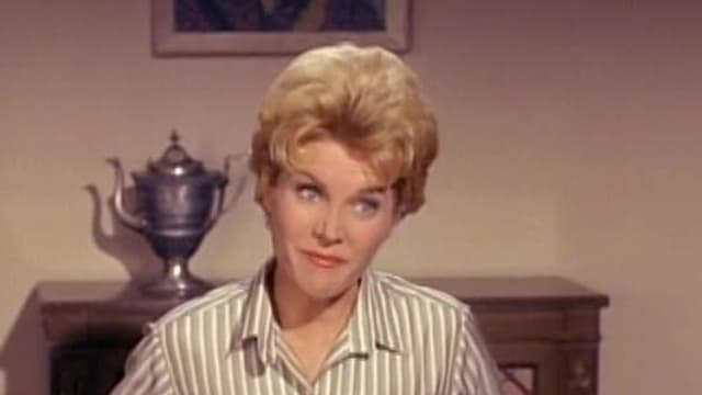 S02:E26 - The Hazel Walk