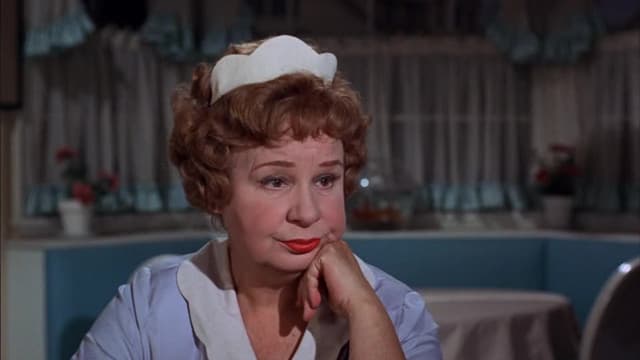 S02:E08 - Mr. B. on the Bench