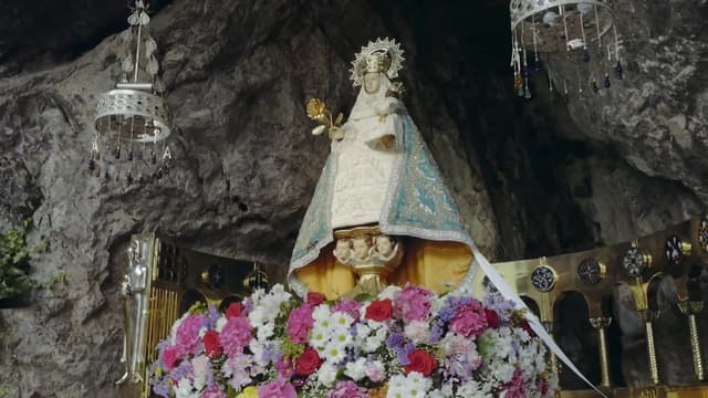 S01:E03 - Spain - La Reconquista