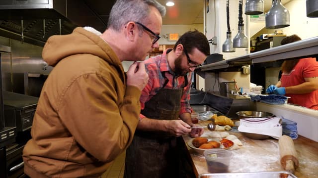 S01:E10 - Nashville: American Food