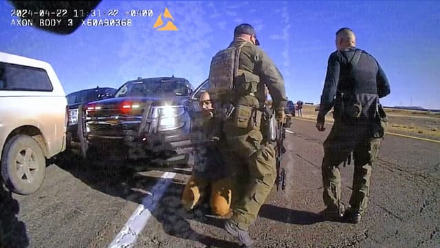 S01:E11 - Murder on the Run