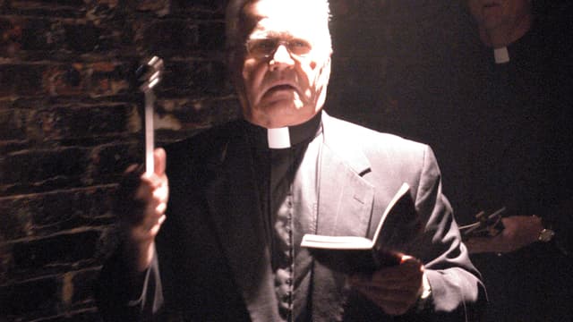 S01:E01 - The Lake Club Horror