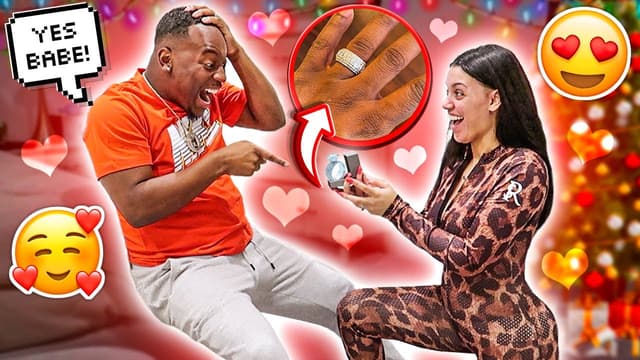 S06:E08 - Proposed to Damien Christmas