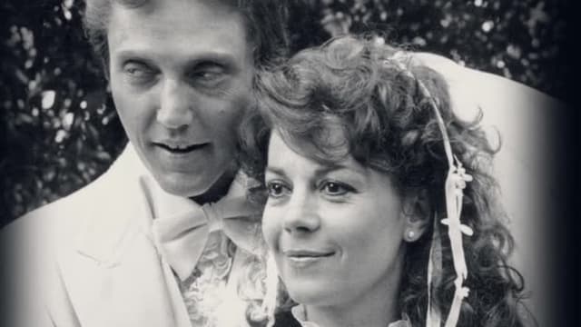 S01:E09 - The Strange Drowning of Natalie Wood