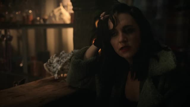 S03:E05 - A New Life