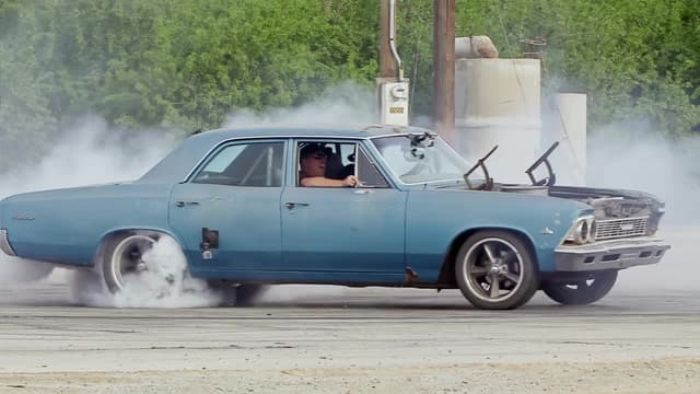 S03:E06 - $760 Big-Block Engine Swap