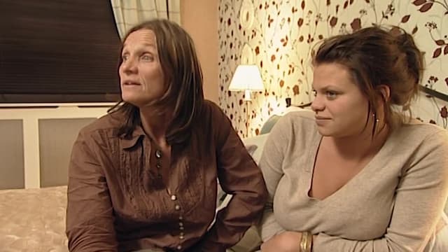 S03:E01 - Bermondsey