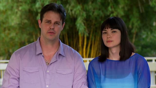 S01:E13 - Newlyweds in Honolulu, Oahu