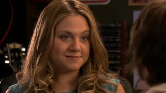 S02:E13 - Dating Game
