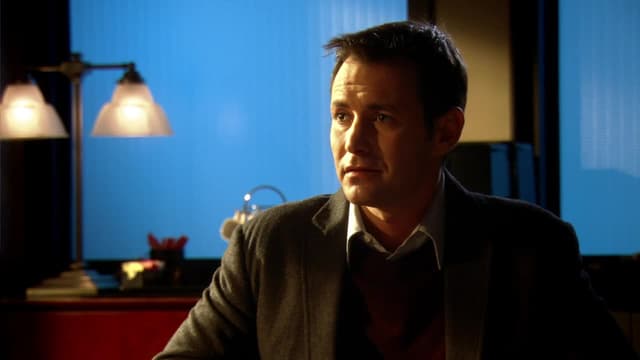 S02:E13 - Getting In