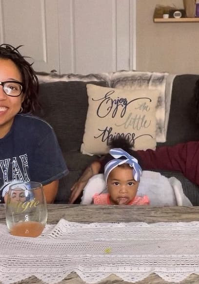 S01:E08 - Ronni Try not to Eat challenge WITH HER FAVORITE FOODS poster