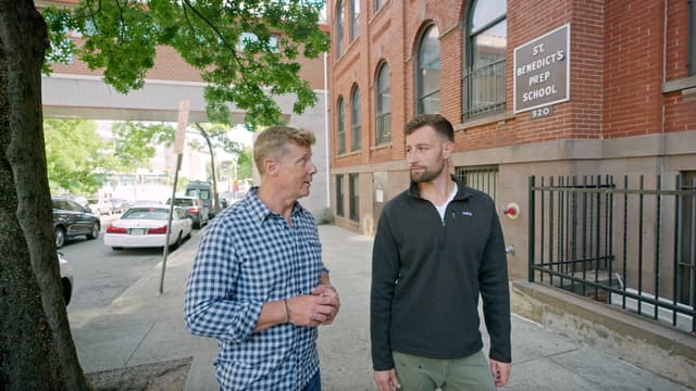 S46:E09 - Ridgewood Colonial Revival: Ridgewood Revival