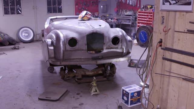 S02:E09 - Roadster Reveal