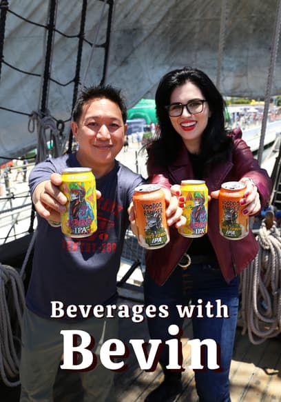 S01:E01 - To the Comics - Pilot