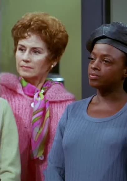 S01:E15 - Women of the World, Unite poster