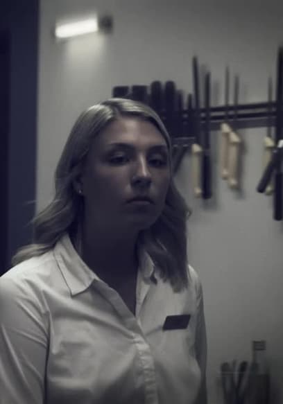 S01:E10 - Sarah poster
