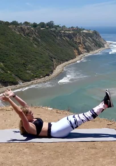 S01:E11 - 27 Min Pilates Cardio Fusion poster