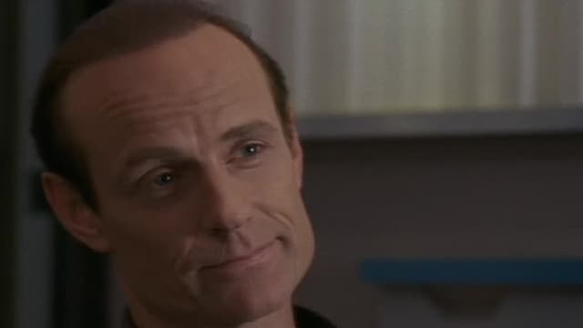 S03:E07 - Little People