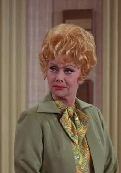 S03:E09 - Lucy Cuts Vincent's Price poster