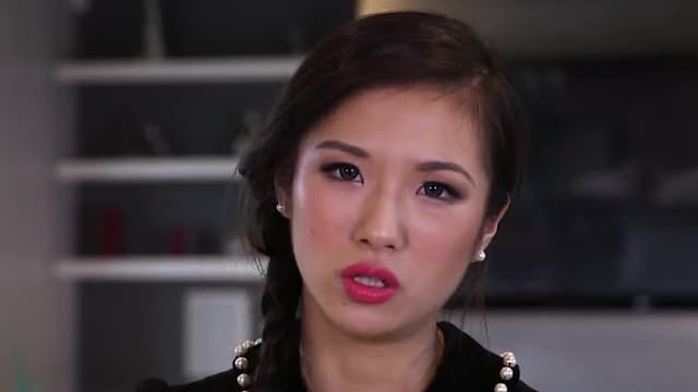 S01:E04 - Sleeping With the Frenemy 2