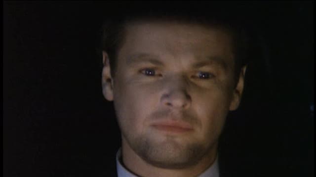 S02:E211 - Can't Run Can't Hide