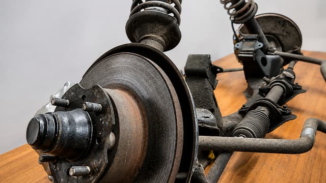 S01:E08 - The Front Axle