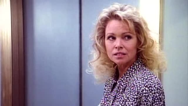 S12:E27 - Dead Skunk