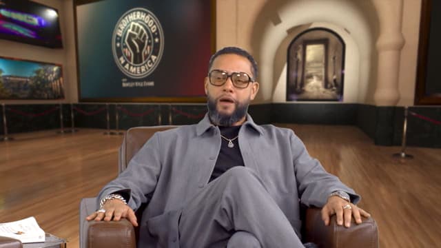 S01:E02 - Brotherhood in America