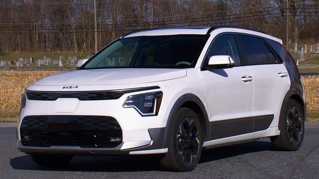 S42:E45 - 2023 Kia Niro Electric