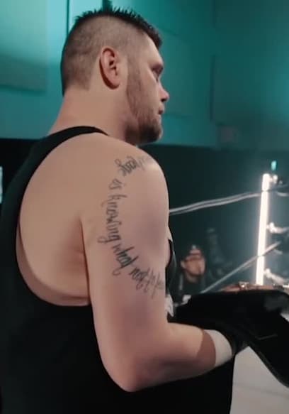 S01:E02 - Episode 102: Shocking Tag Team Title Switch! poster
