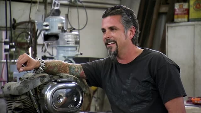 S10:E12 - Troubled Waters