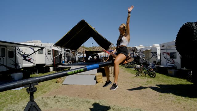 S01:E04 - Country Thunder Arizona