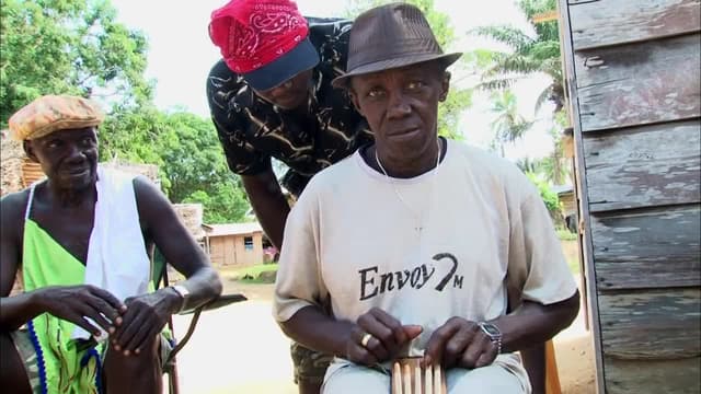 S04:E19 - Suriname