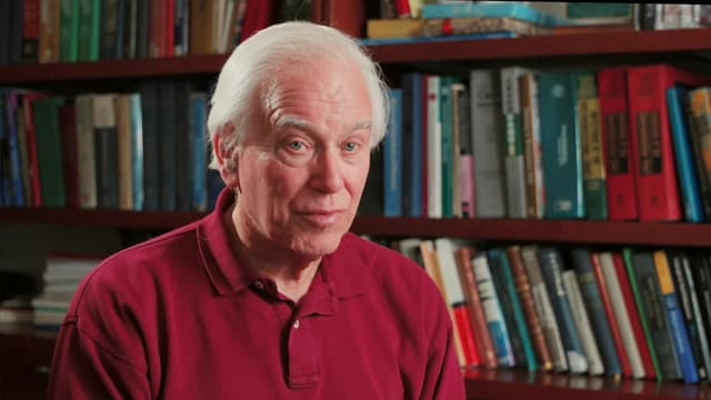 S01:E03 - Microorganismos, los amos invisibles