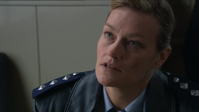 S12:E24 - Special Treatment