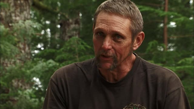 S03:E01 - Ax to Grind