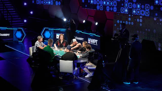 S19:E04 - WPT Cash Game $200/$400 No Limit Holdem 2022 - Part 4