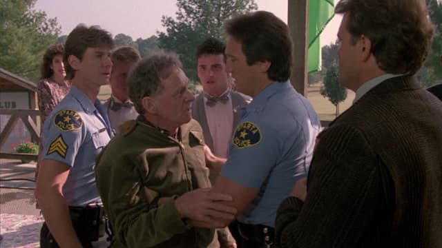 S03:E11 - Epitaph of a Lady