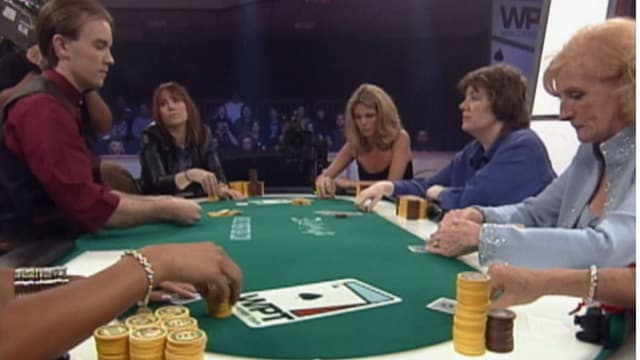 S02:E01 - Ladies Night 2003