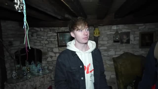 S04:E10 - The Most Demonic House in England