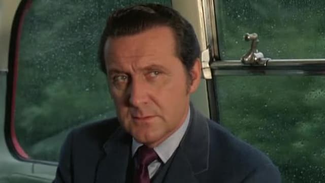 S06:E07 - False Witness