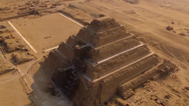 S01:E01 - La catástrofe del era de Bronce