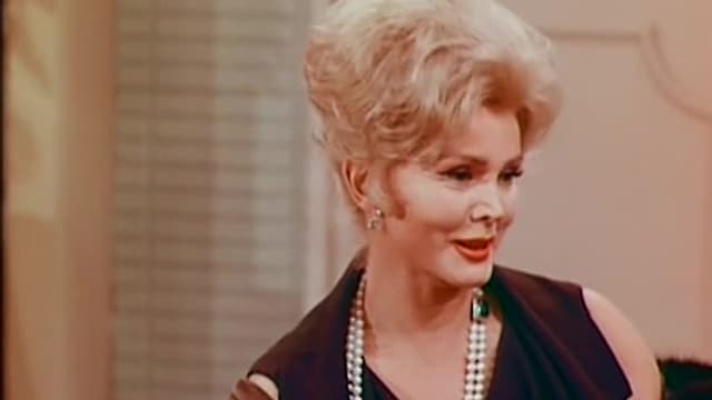 S03:E16 - Zsa Zsa Redecorates