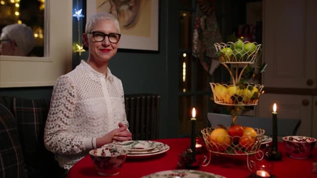 S01:E09 - Scotland's Christmas Home of the Year