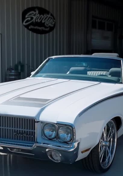 S01:E03 - White Lightning Cutlass poster