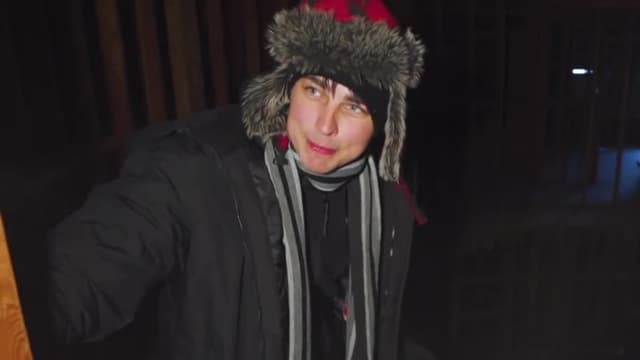 S06:E11 - Overnight Survival in Alaskan Wilderness